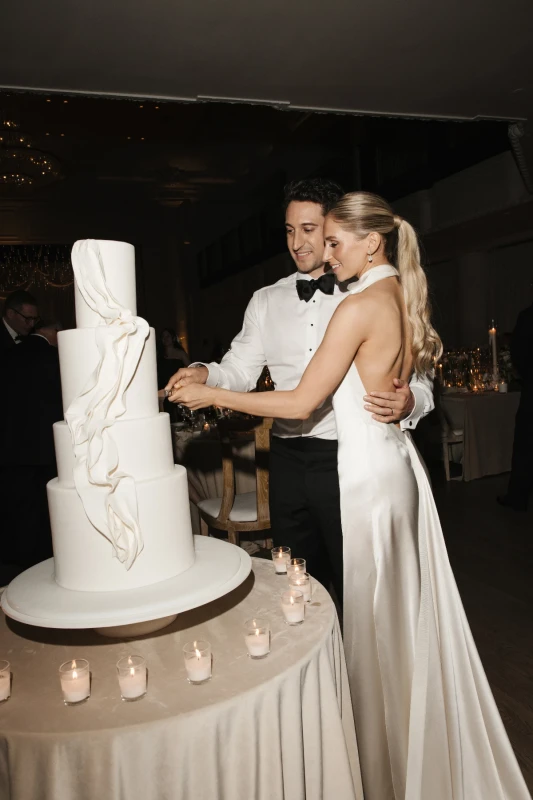 A Classic Wedding for Ali and Lee