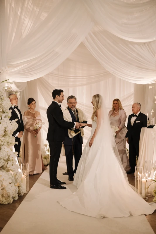 A Classic Wedding for Ali and Lee