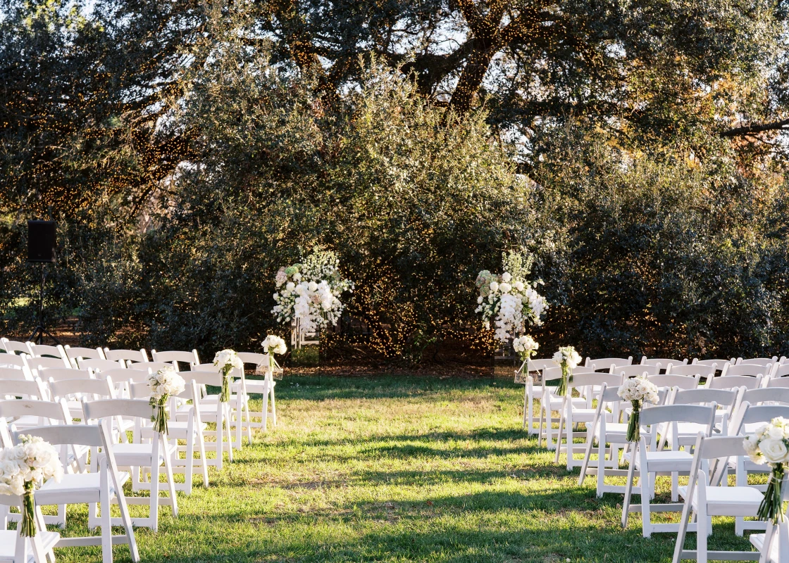 A Vintage Wedding for Carolyn and Jason