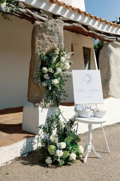 A Beach Wedding for Eva and Chris
