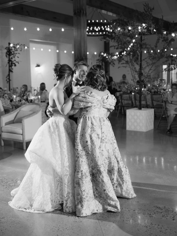 A Garden Wedding for Gracin and Tom