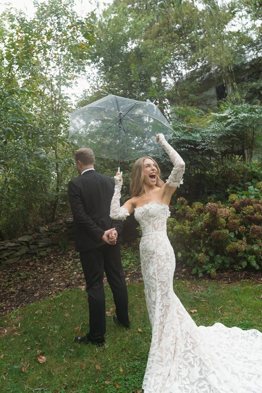 A Rainy Wedding for Jacquelyn and Jay