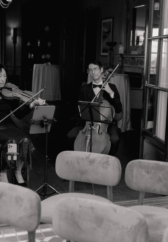 A Vintage Glam Wedding for Laura and Ted