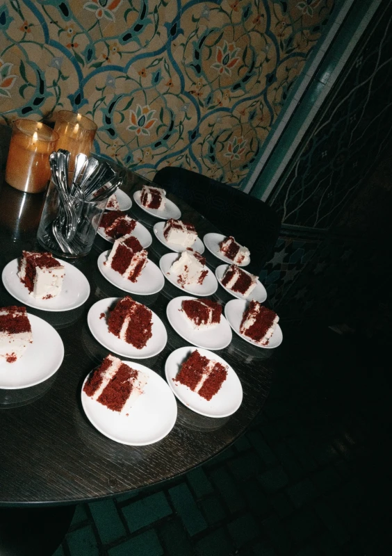 A Vintage Glam Wedding for Laura and Ted