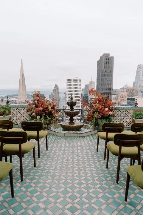 A Vintage Glam Wedding for Laura and Ted