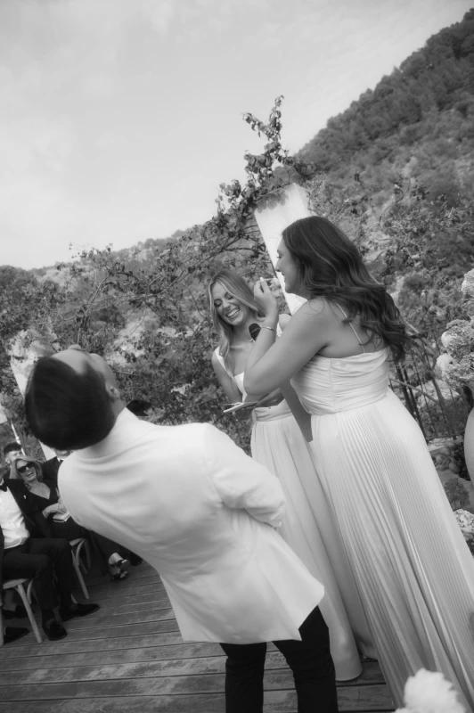 A Sun-Washed Wedding for Michaela and Jimmy